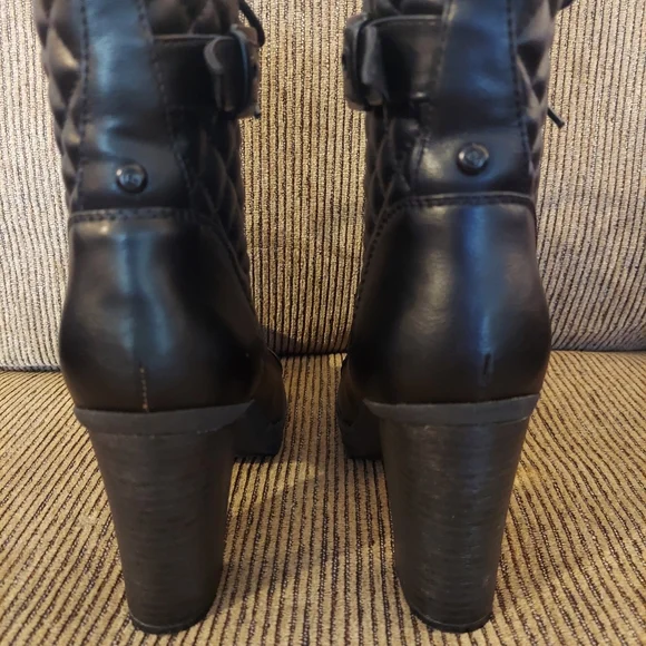 Guess Boots - Picture 4 of 9